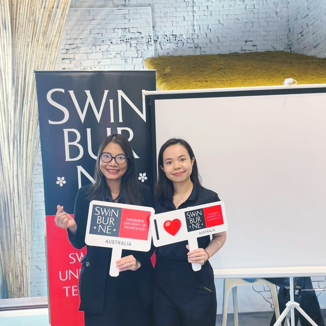 INSTULINK CẬP NHẬT TRỰC TIẾP TỪ TRƯỜNG ÚC: HỌC BỔNG & CHÍNH SÁCH TUYỂN SINH 2026
