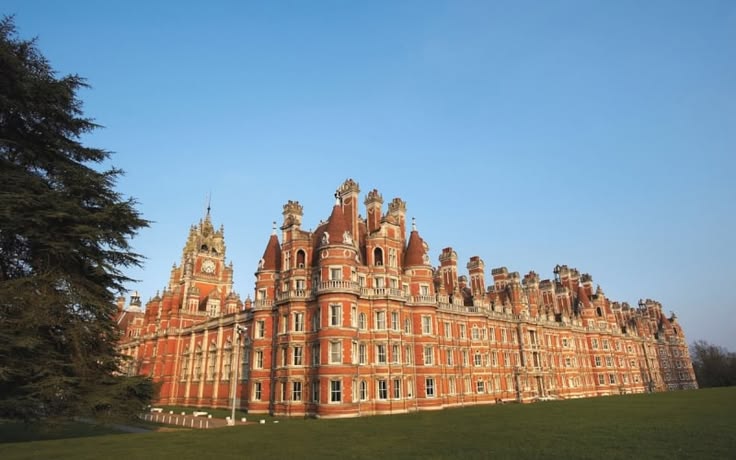 Khuon vien truong dai hoc tai London